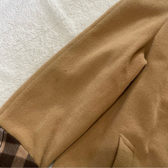 Burberrys Vintage Cashmere & Wool Overcoat - Picture 10 of 13